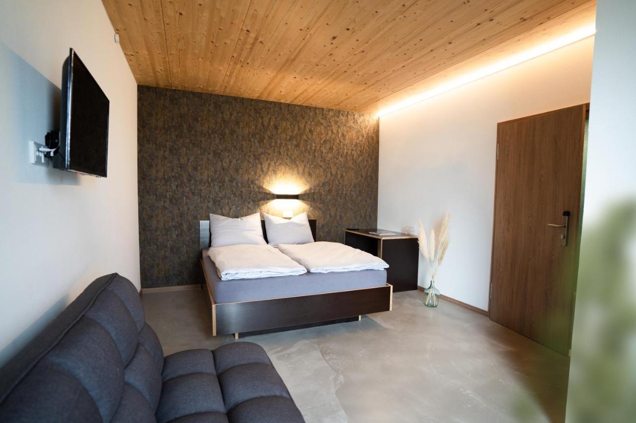 Motel Q Zimmern ob Rottweil Exteriér fotografie